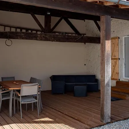 Au Coeur Du Village Perigueux Holiday home Bassillac
